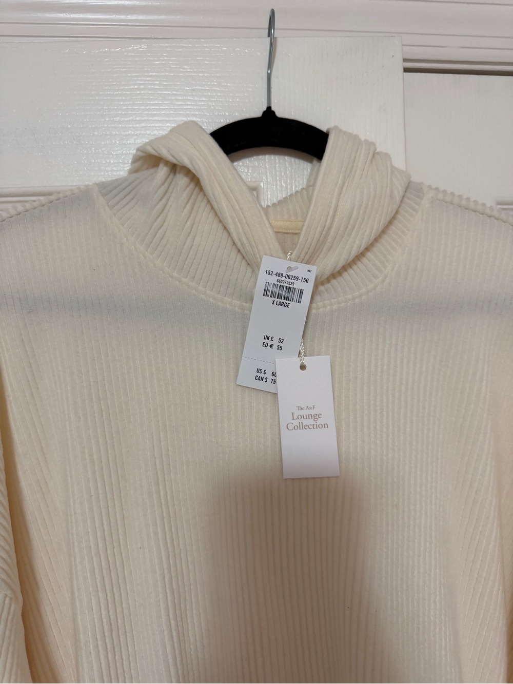 NWT Abercrombie & Fitch Women's Cream Ribbed Hoodie Sweater - Size Extra Large - Picture 3 of 4